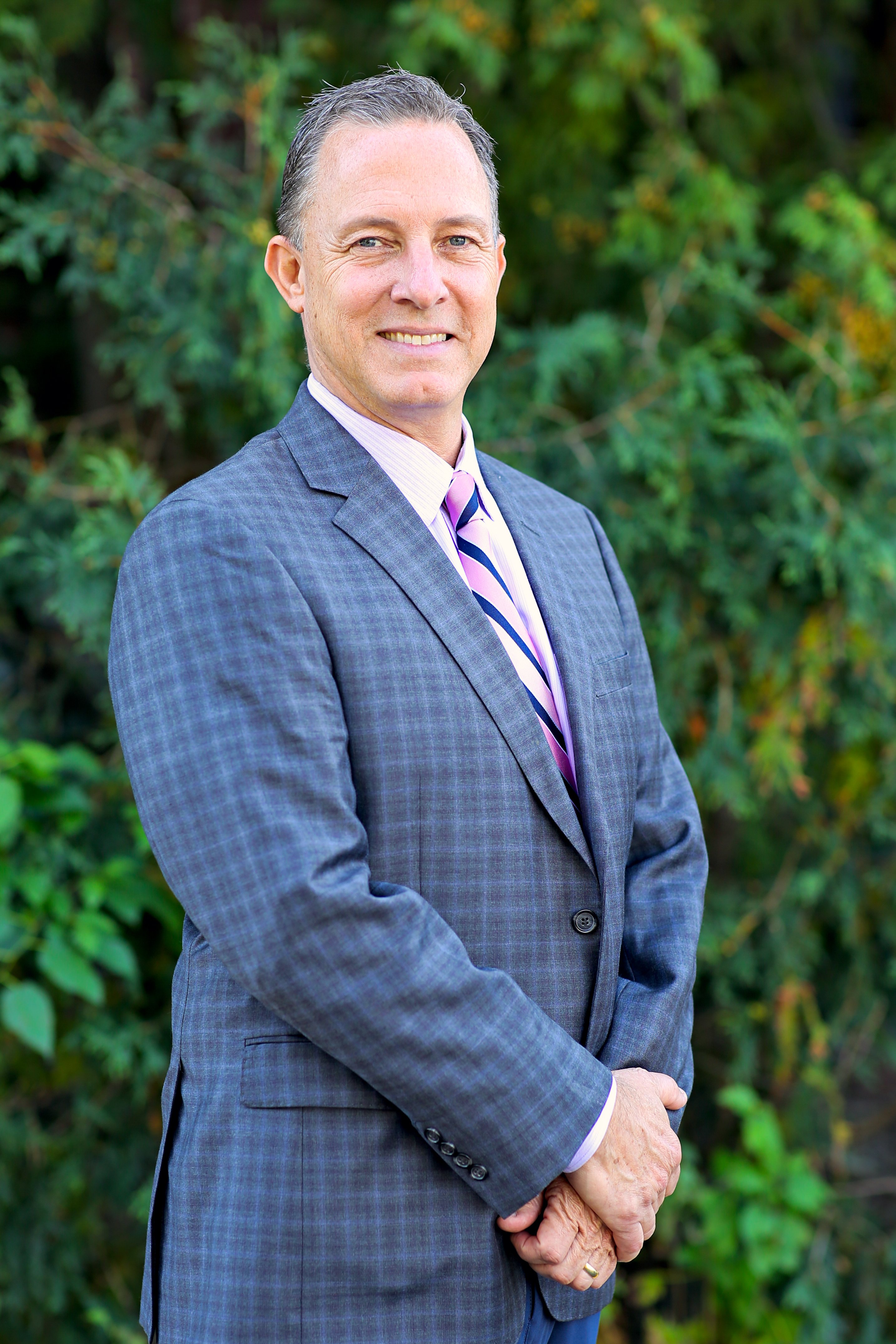 Photo of Dr. Stefaniuk